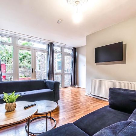 Bright Guest House In Hackney Londyn Zewnętrze zdjęcie