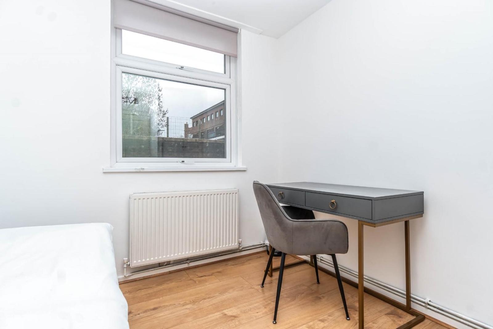 Bright Guest House In Hackney Londyn Zewnętrze zdjęcie